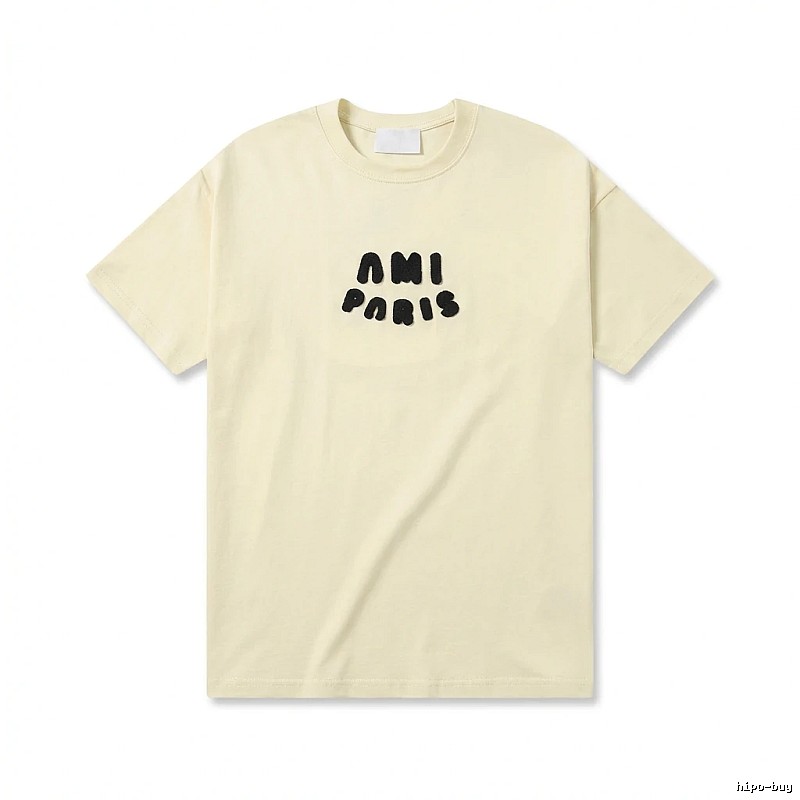 AMI Paris Casual Style Off-White T-shirt