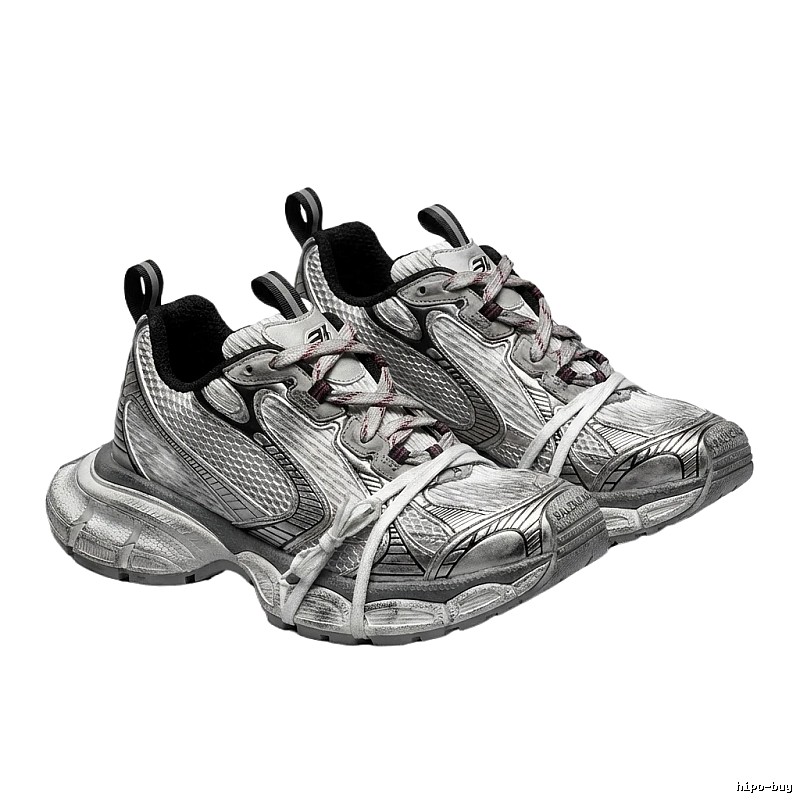 Balenciaga retro-style silver-gray sports shoes