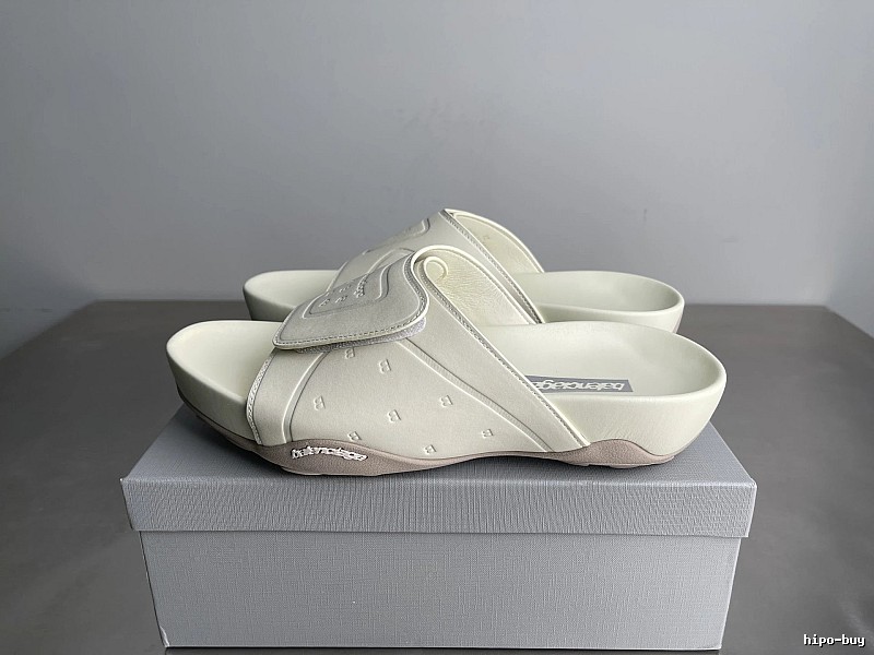 Balenciaga Trendy Style Off-white Platform Slippers