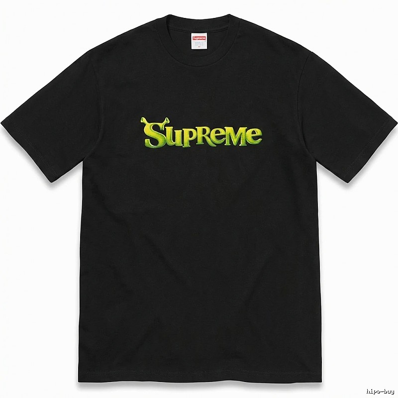 Black T-shirt with Supreme letter print