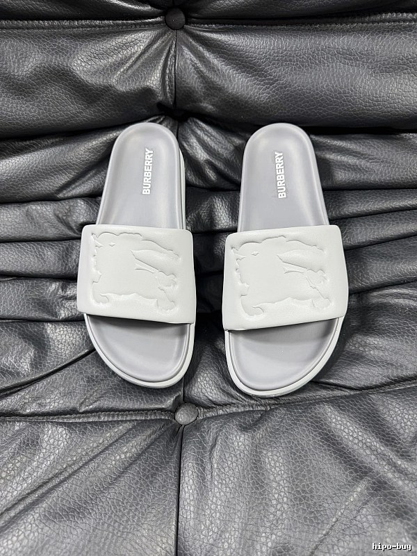 Burberry Equestrian Knight Light Luxury Style Light Grey Slides