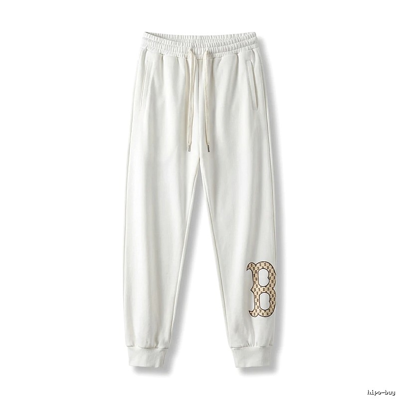 Classic casual white pants in MLB style.