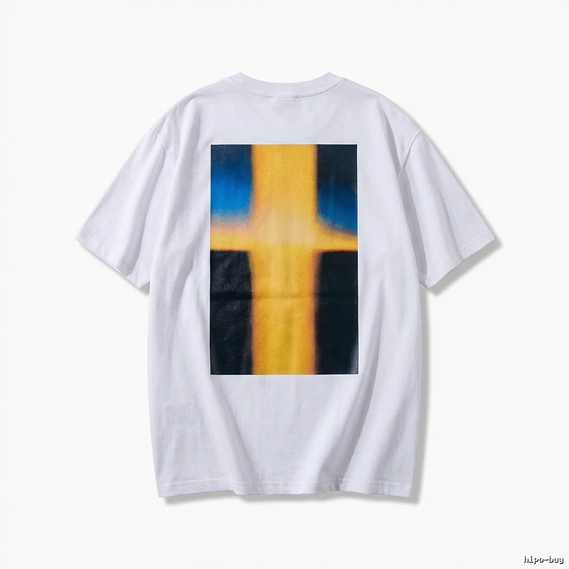 ESSENTIALS minimalist style white T-shirt