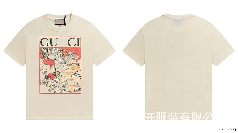 Gucci Vintage Style Illustration Print Off-white T-shirt
