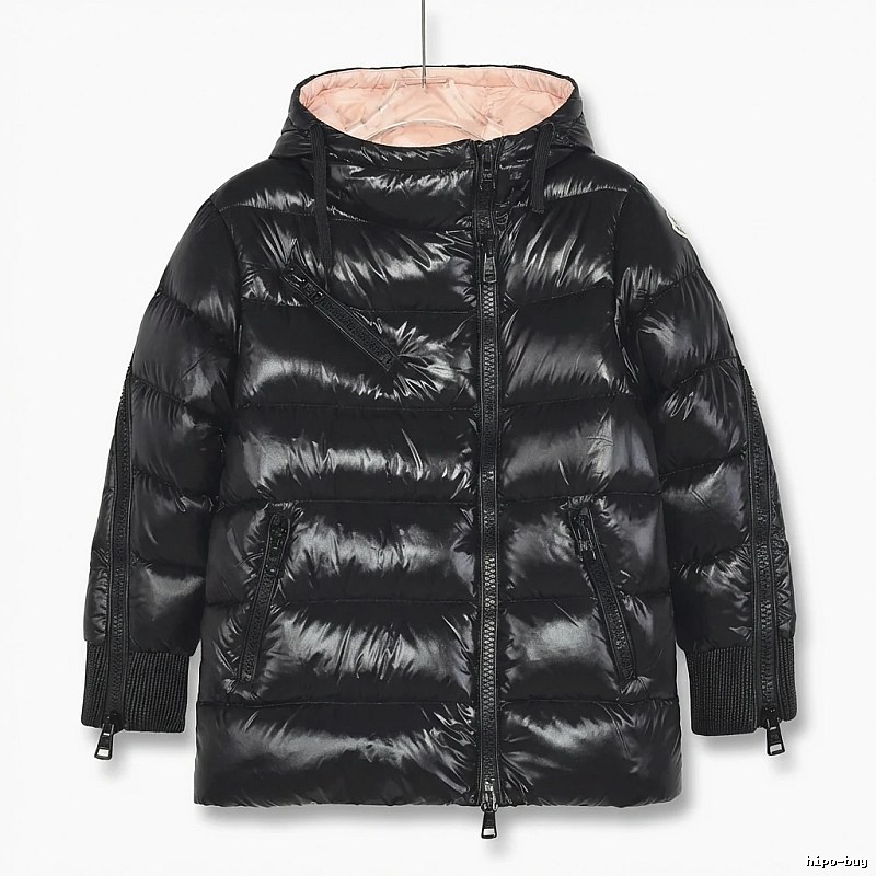 Moncler shiny and stylish black down jacket