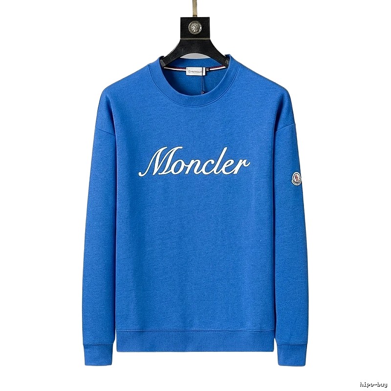 Moncler's simple and fashionable blue sweatshirt