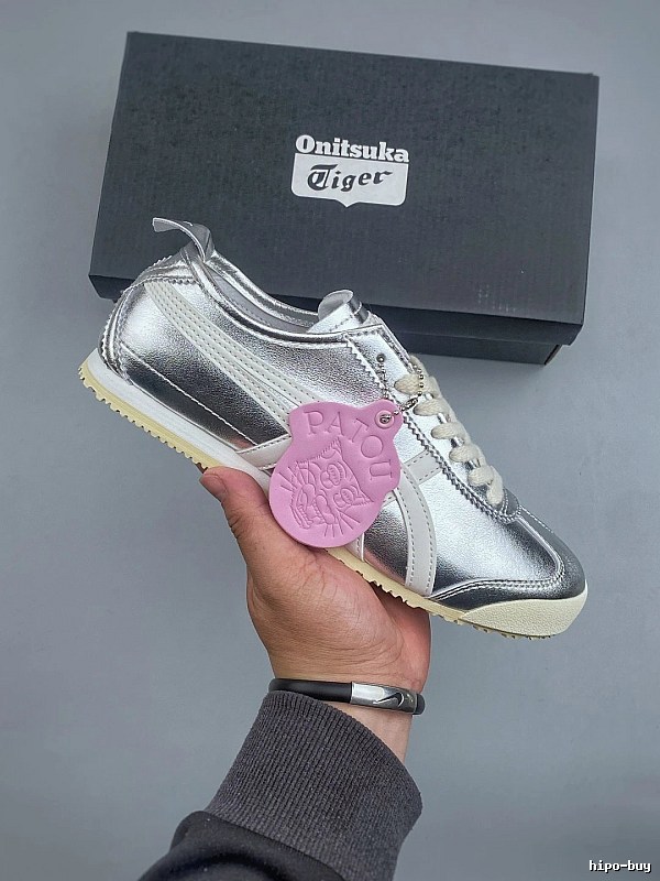 Onitsuka Tiger Metallic Silver Low-Top Sneakers Highlighting Slim Retro Sole