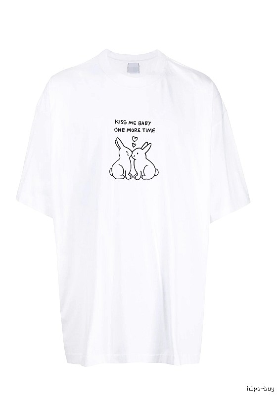 Urban Statement graphic T-shirt Black Colorful Lucky with Casual Appeal
