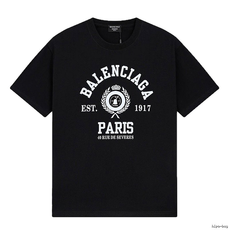 Vintage black short-sleeve T-shirt of Balenciaga
